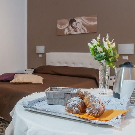 Casa Genna Hotel Isola delle Femmine Kültér fotó