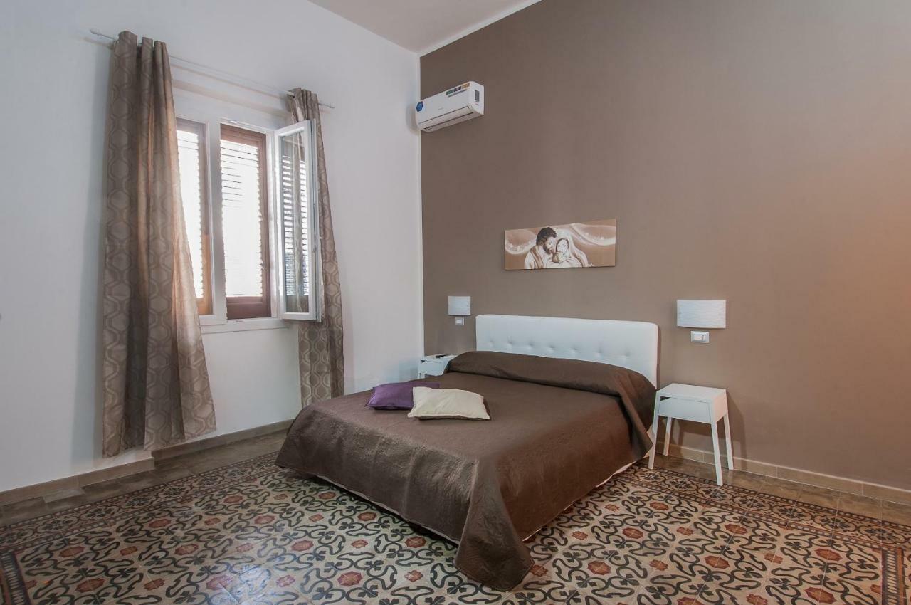 Casa Genna Hotel Isola delle Femmine Kültér fotó